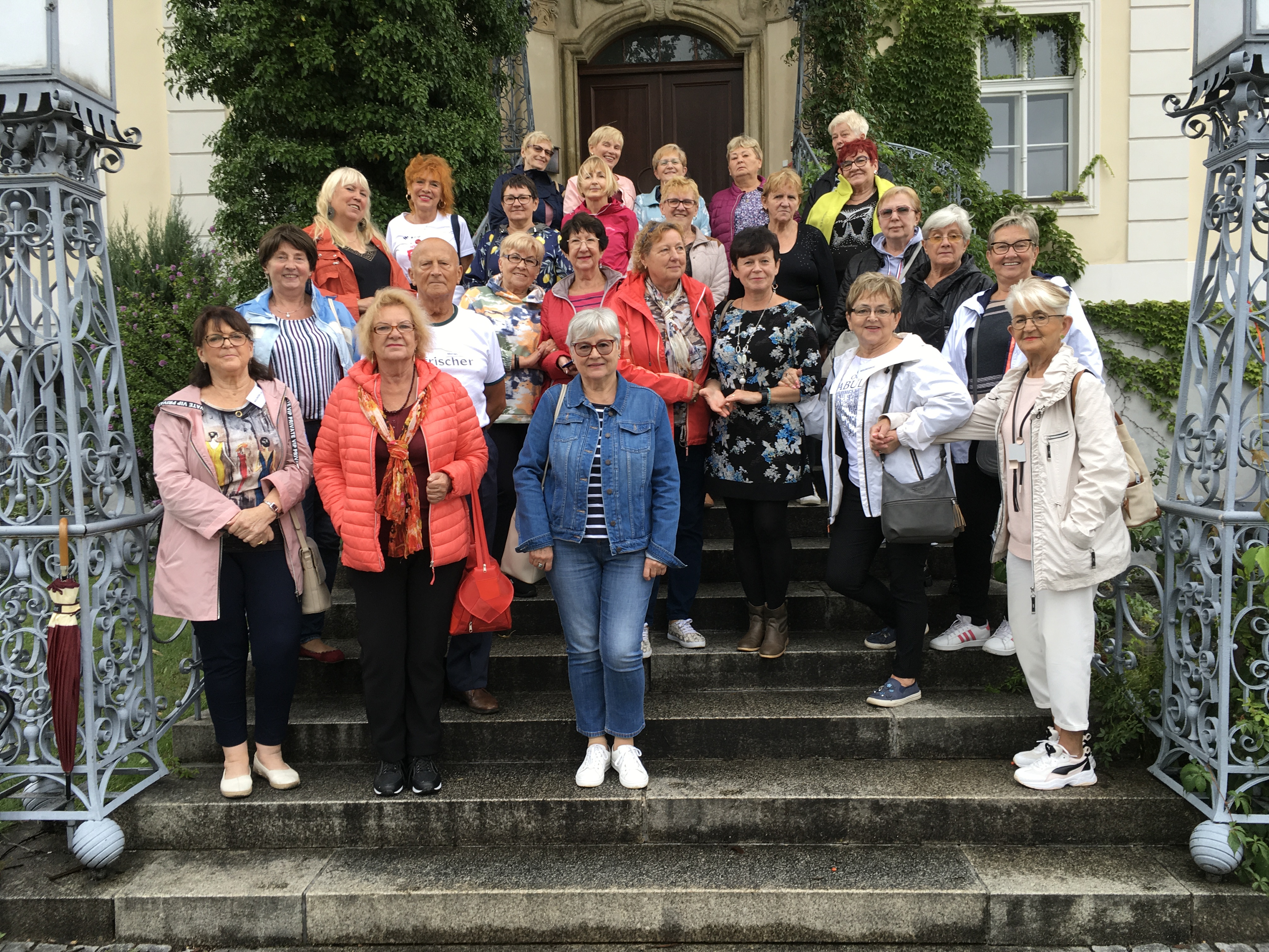 A power boost for seniors! The Generations Dialogue Project!