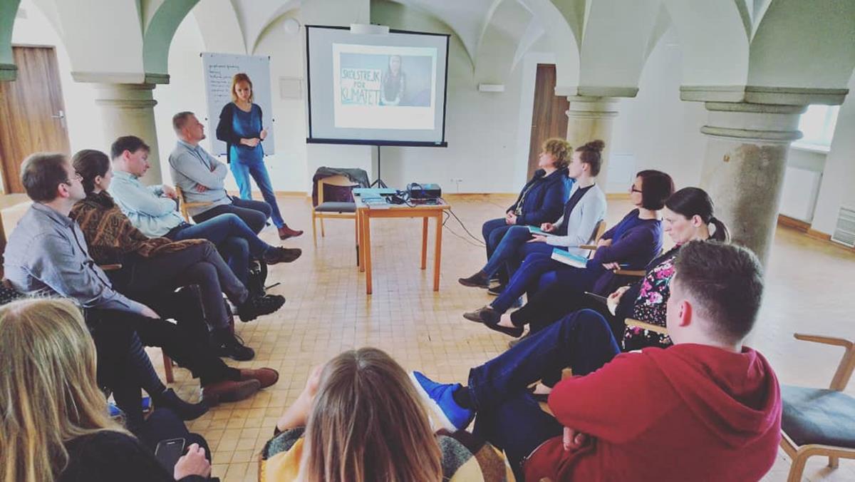 "Ku zrównoważonemu rozwojowi w edukacji i praktyce"-szkolenie dla pracowników - Krzyżowa, 29.05.2019