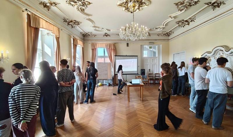 PHOTO-2026-04-15-09-38-00-6