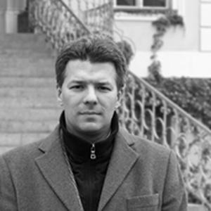dr Marcin Miodek